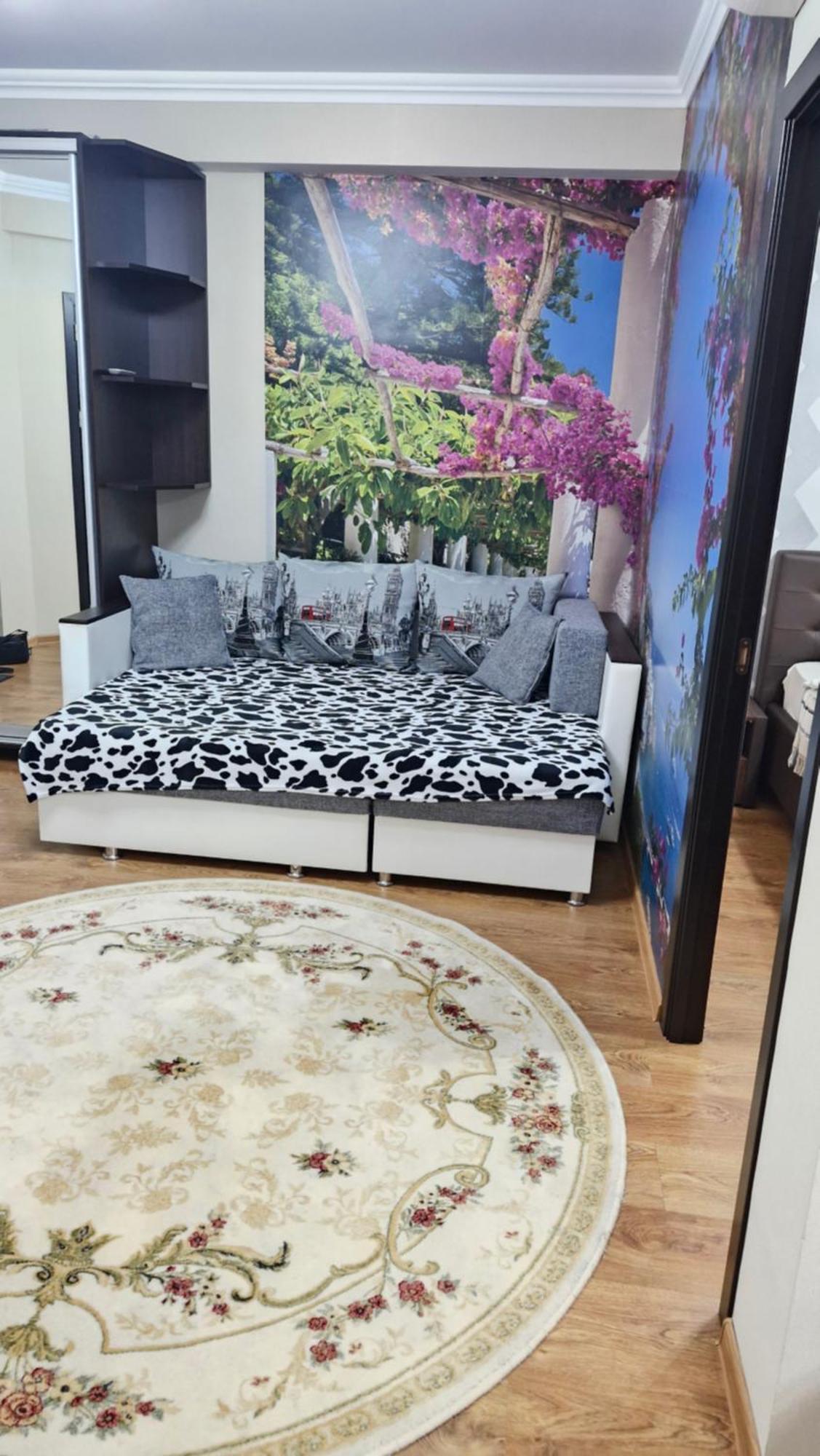Airport 24&24 Car Parking Apartment Chisinau Bagian luar foto